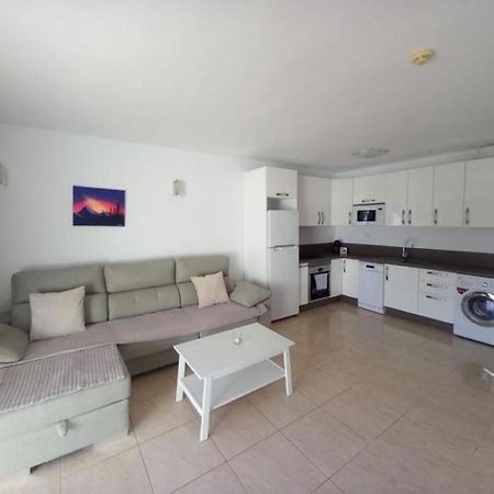 Victoria Court 2 - Lovely Apartment 65 Los Cristianos  Kültér fotó