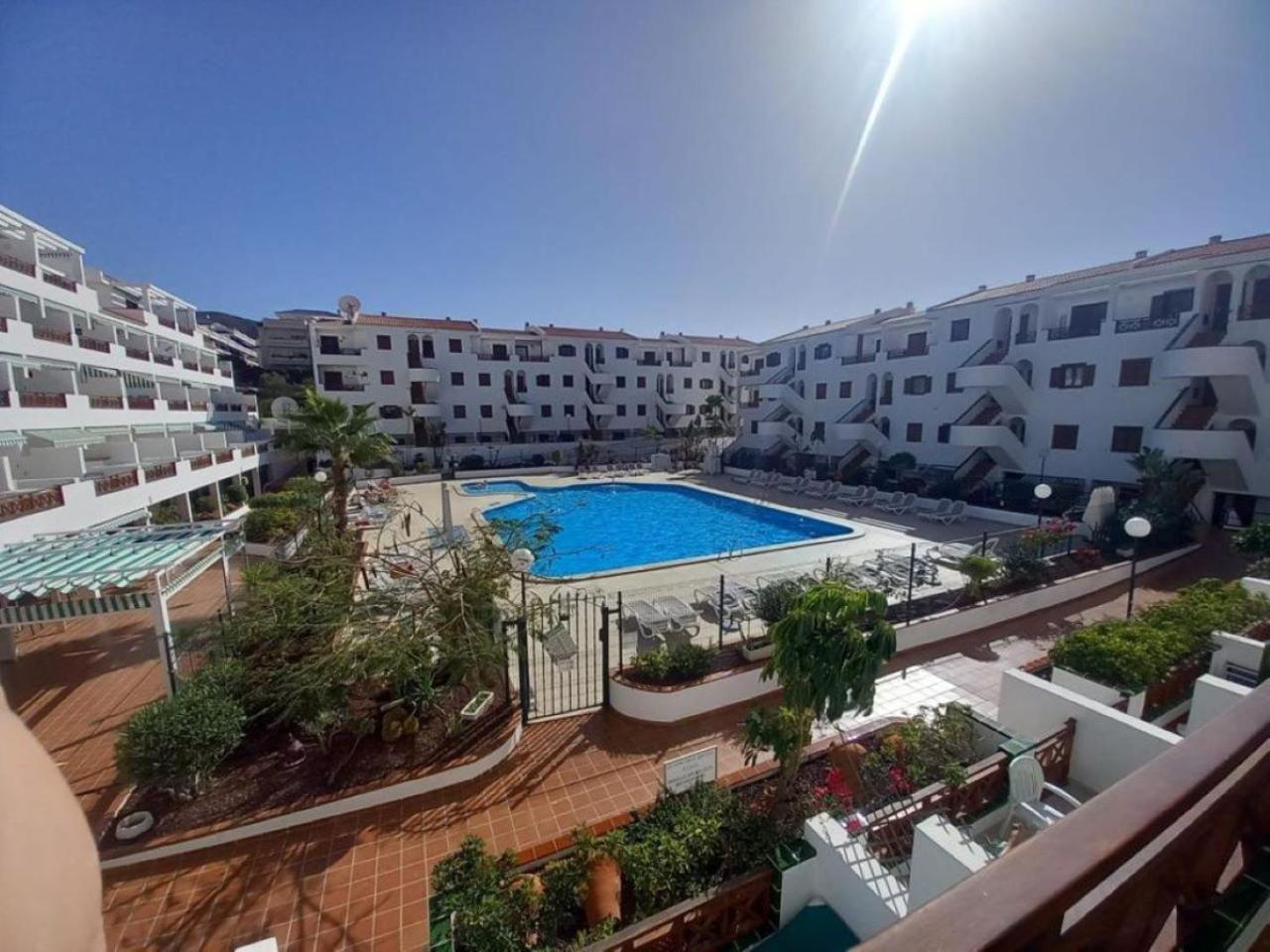 Victoria Court 2 - Lovely Apartment 65 Los Cristianos  Kültér fotó