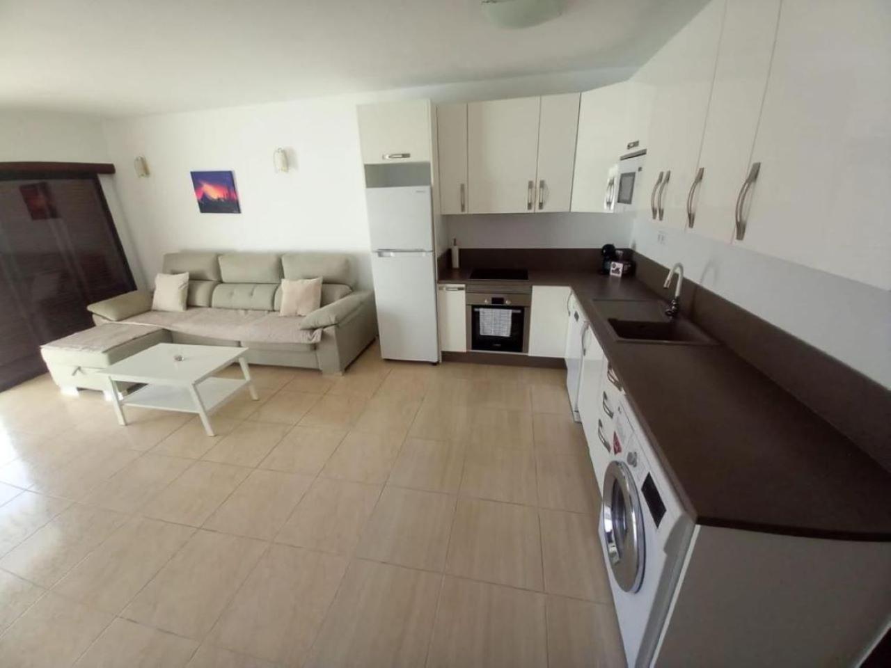 Victoria Court 2 - Lovely Apartment 65 Los Cristianos  Kültér fotó